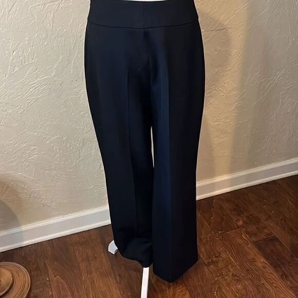 AKRIS Punto Black Textured Wool Wide Leg Flat Front Side Zip Pants, 6! - Picture 6 of 9